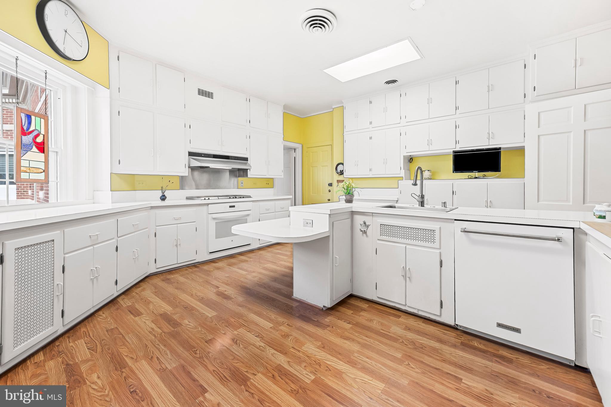 6701 Park Heights Ave #4a