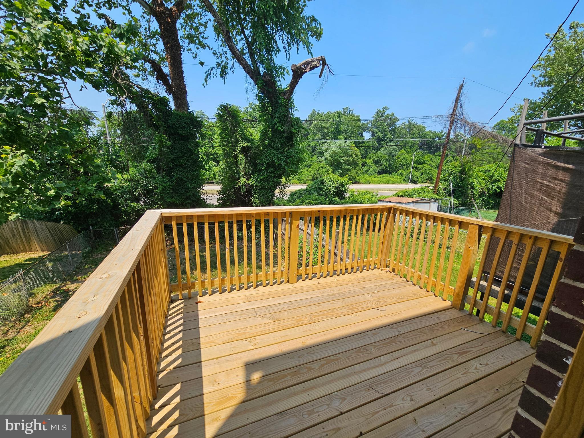 5616 PIONEER DR