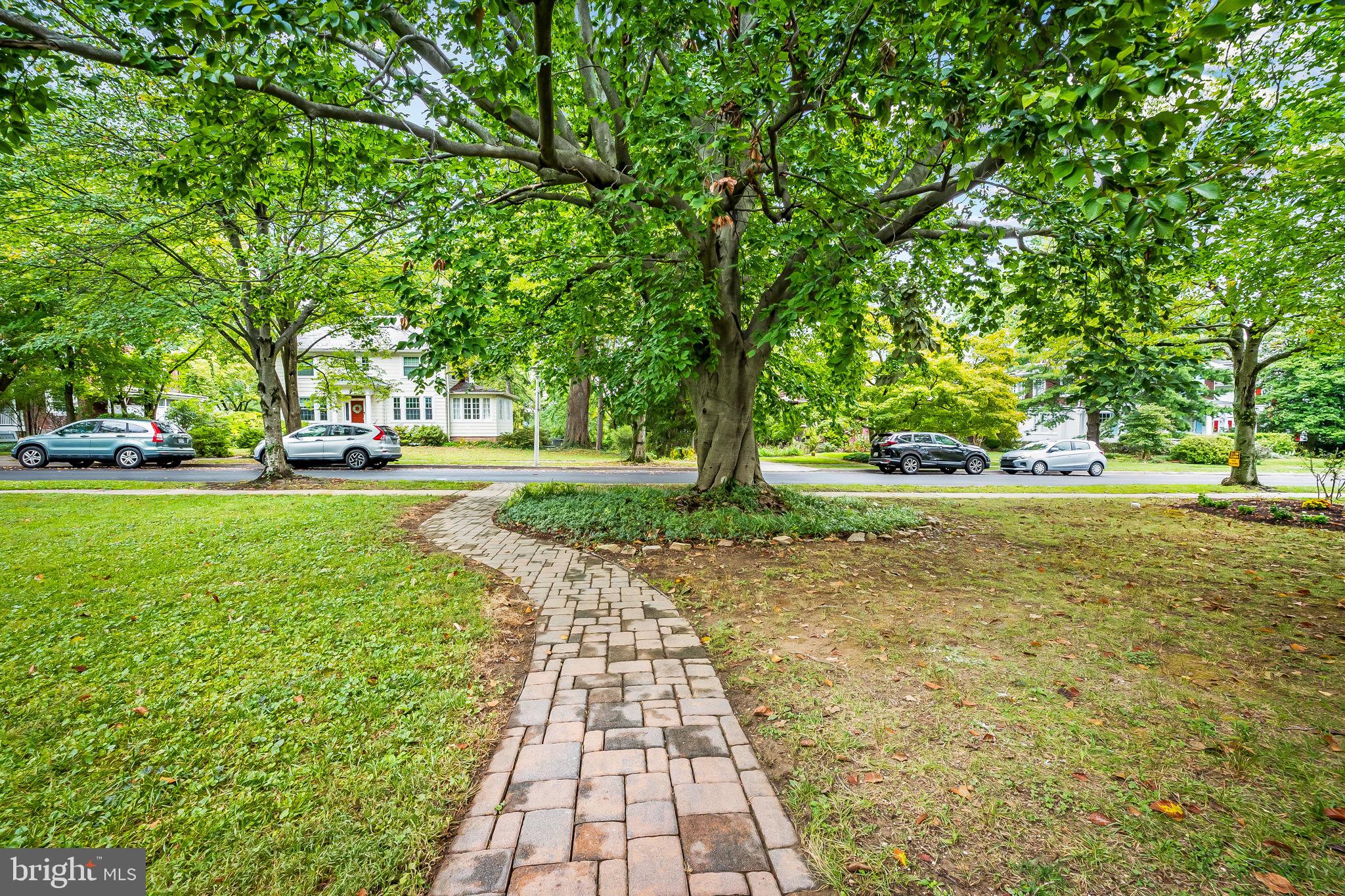 417 Cedarcroft Rd