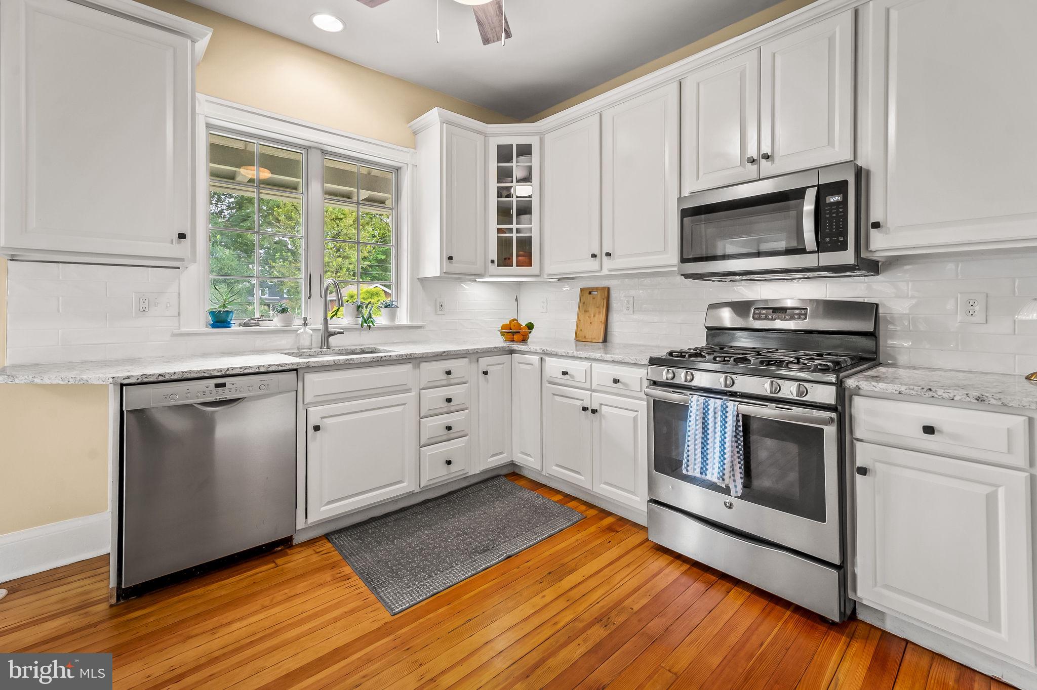 417 Cedarcroft Rd