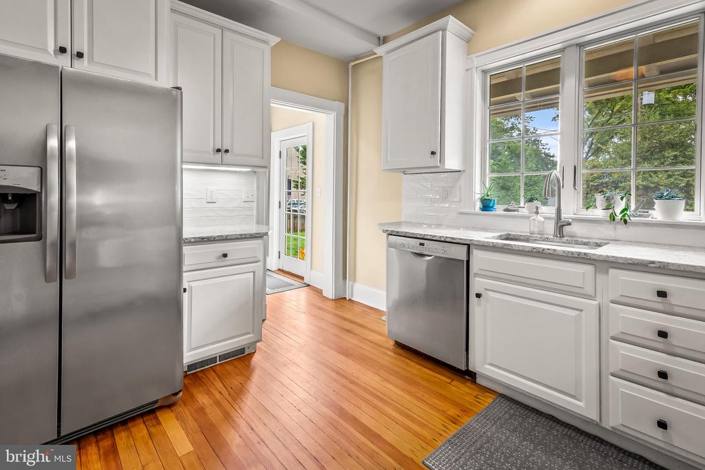 417 Cedarcroft Rd