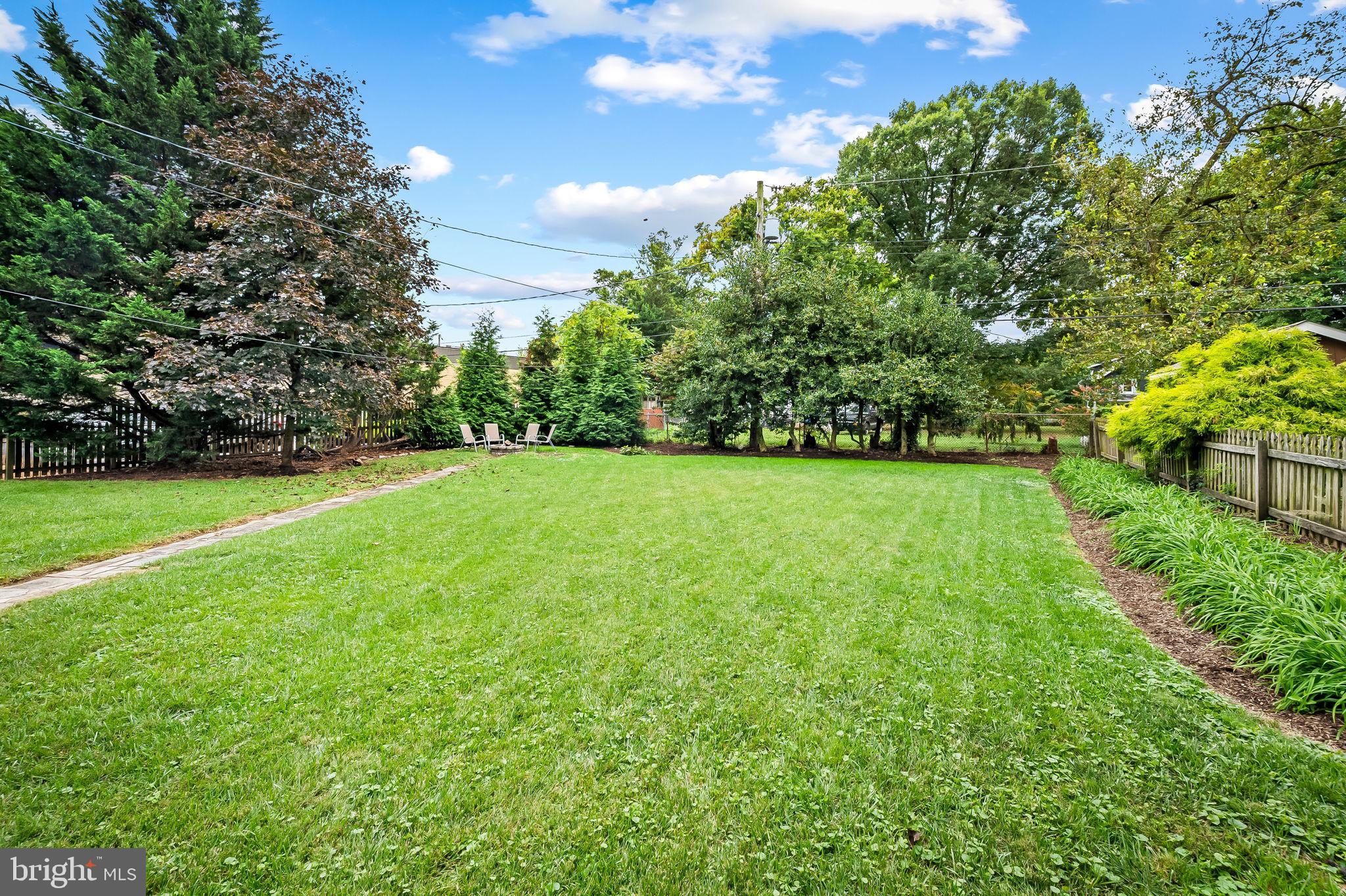 417 Cedarcroft Rd