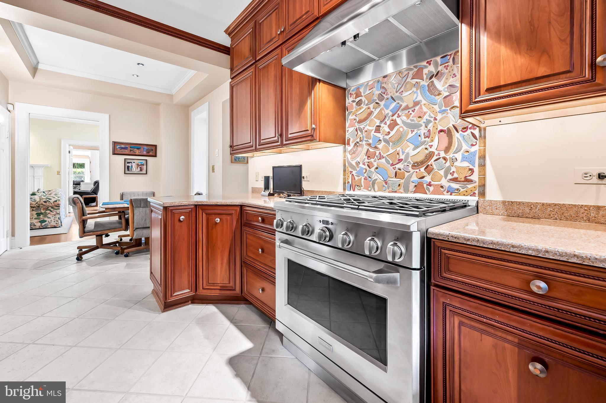5510 Lombardy Pl