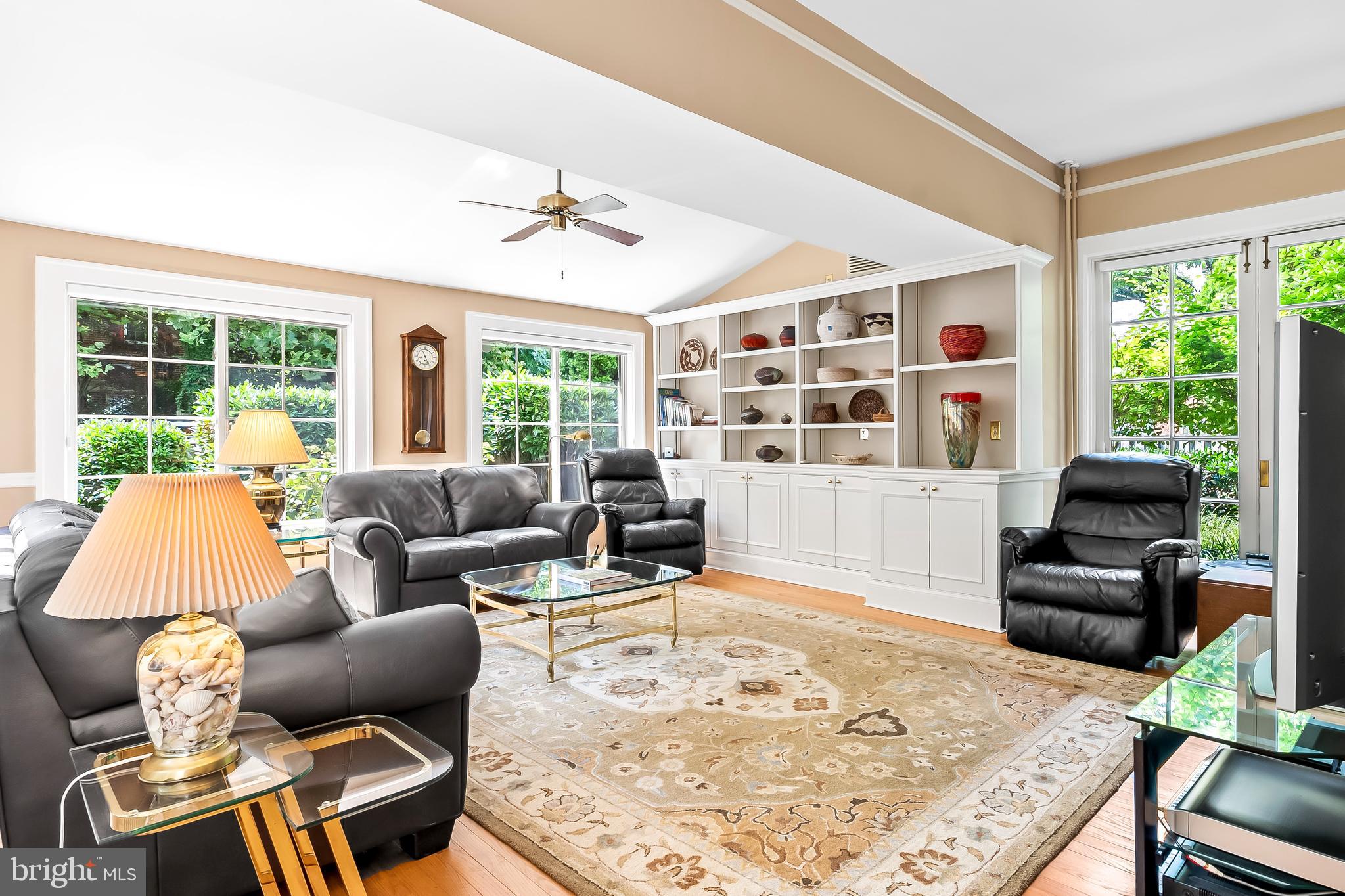 5510 Lombardy Pl