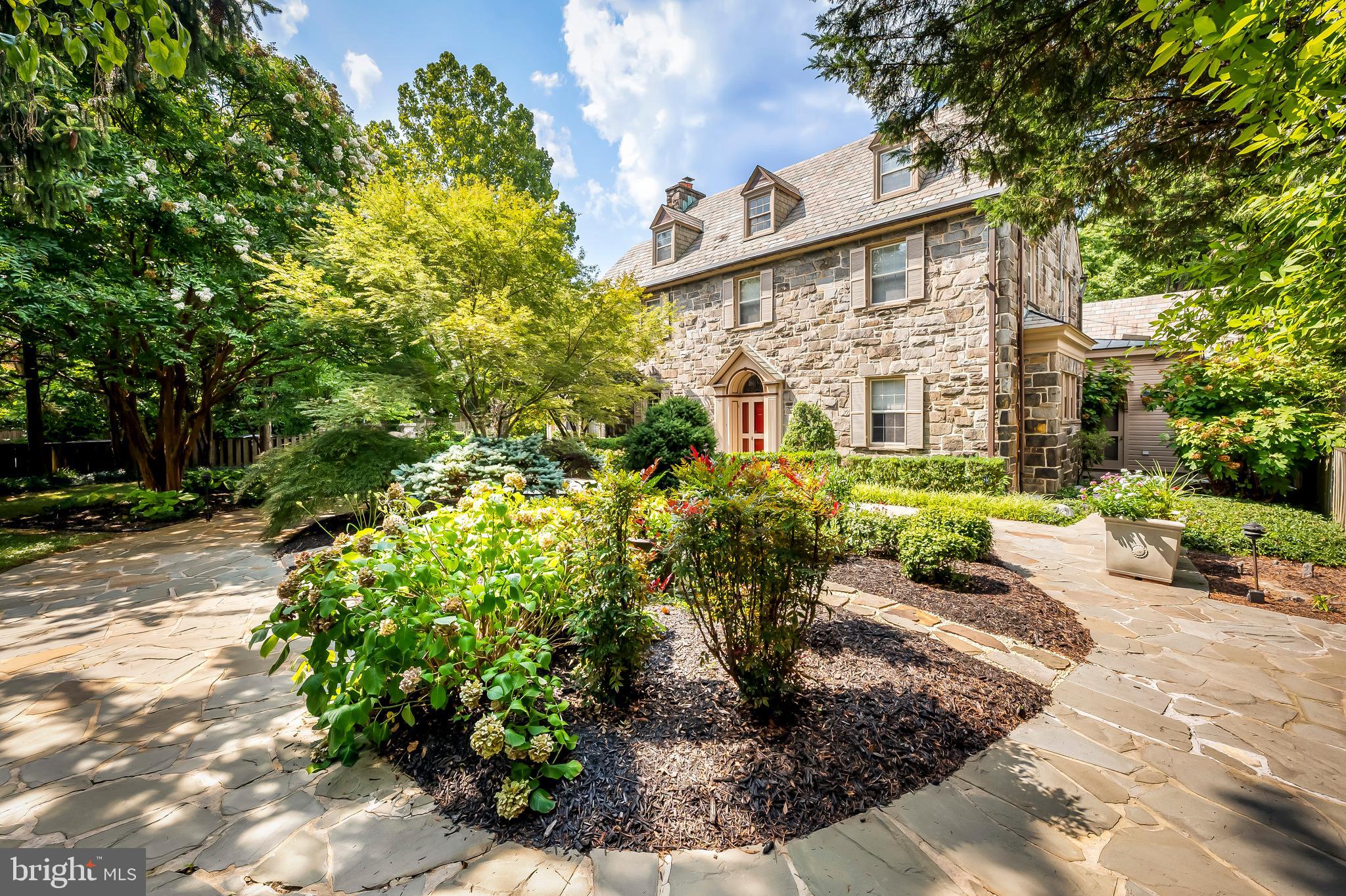 5510 Lombardy Pl