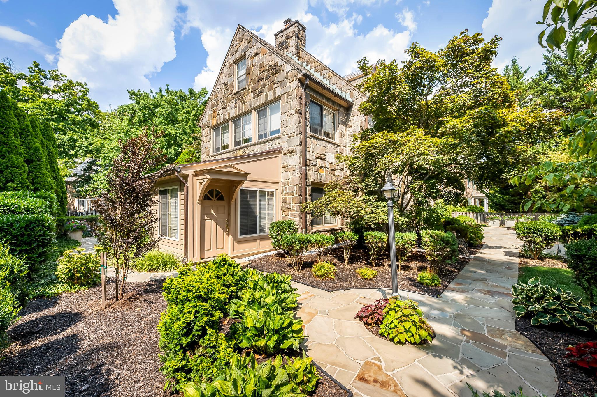 5510 Lombardy Pl