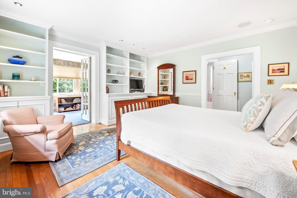 5510 Lombardy Pl