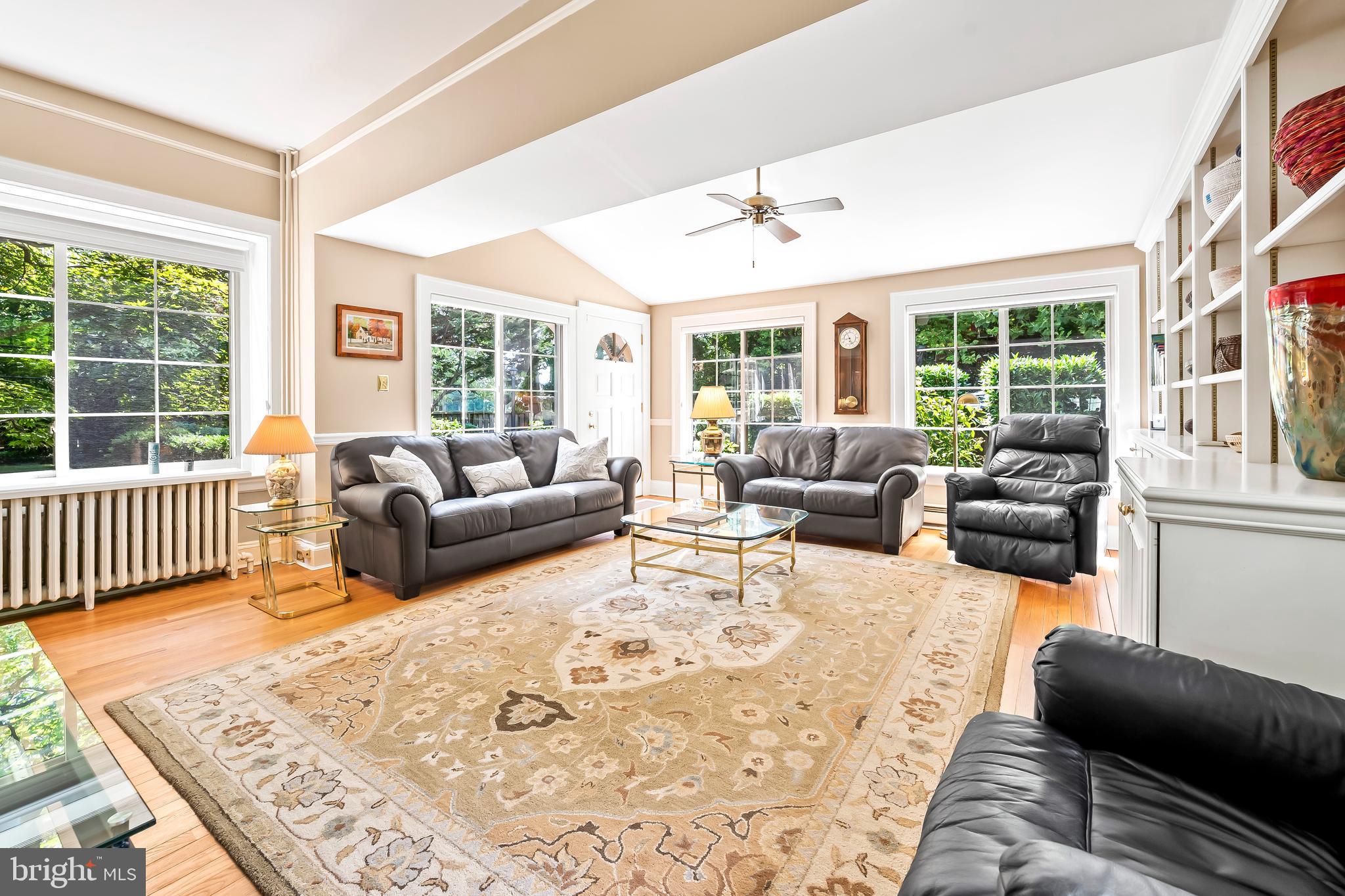5510 Lombardy Pl