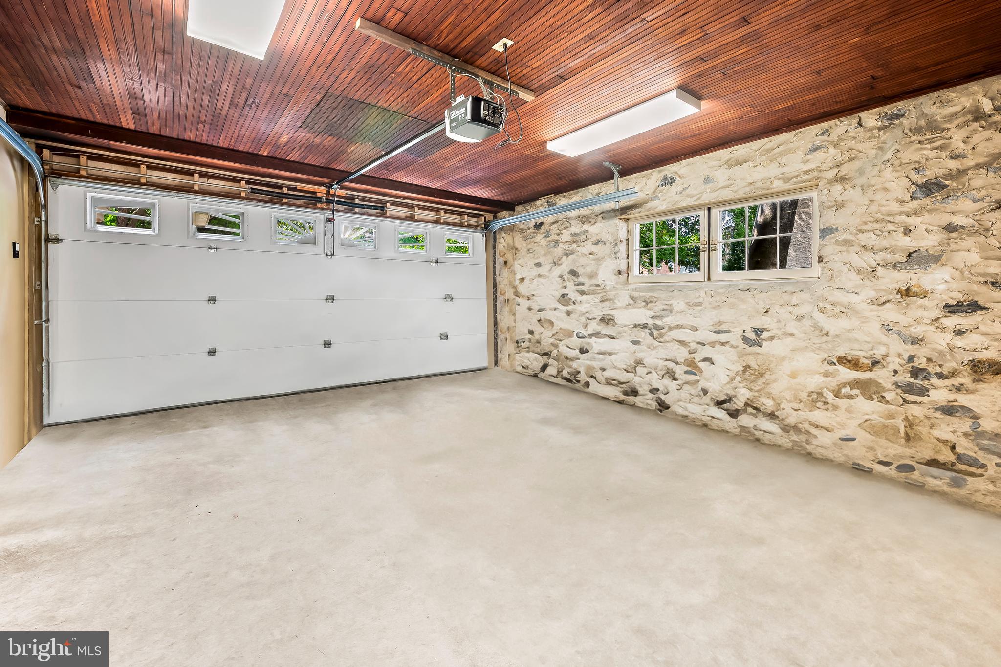 5510 Lombardy Pl