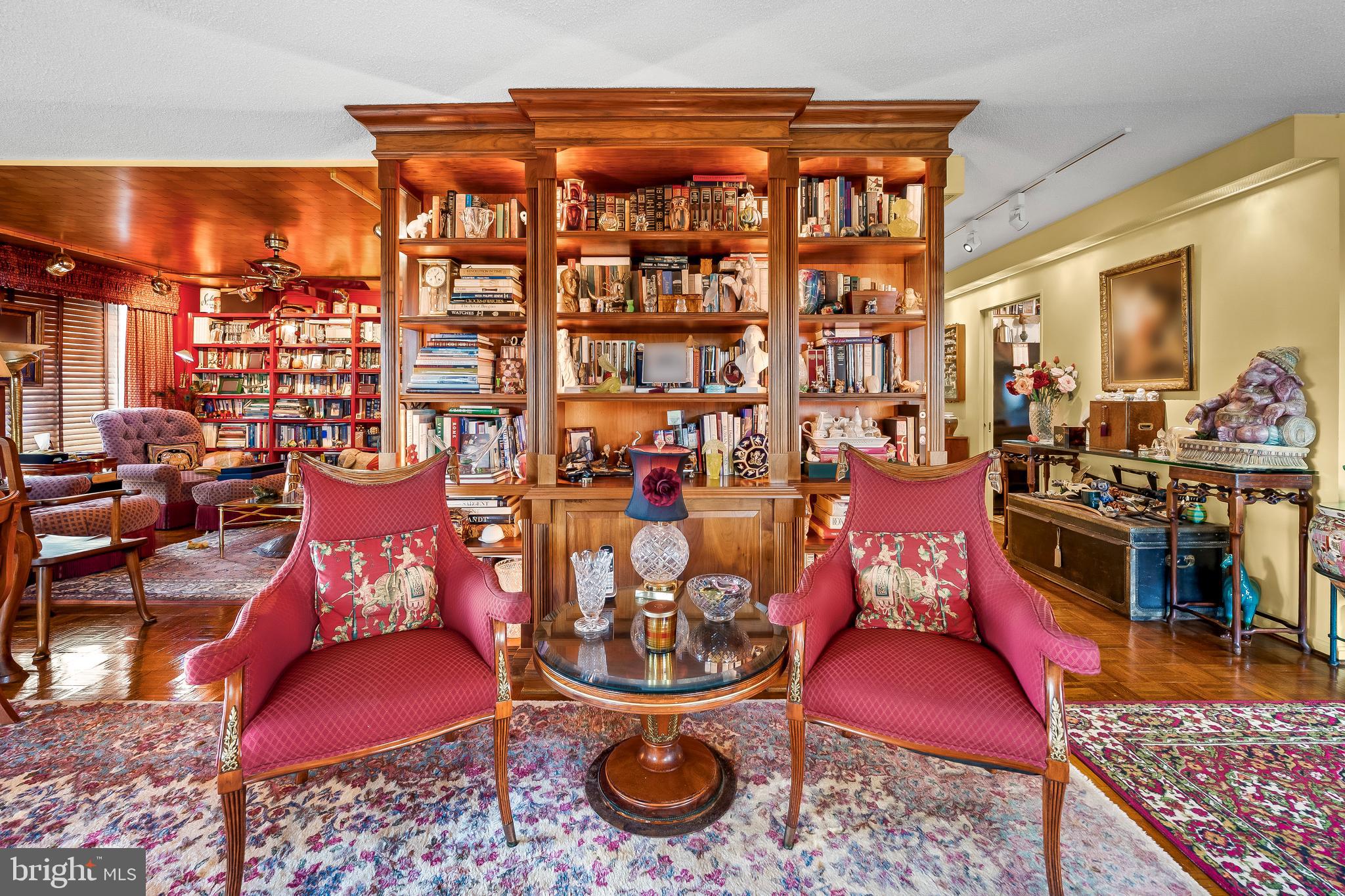 4100 N Charles St #801
