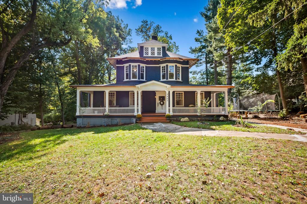 2403 W Rogers Ave