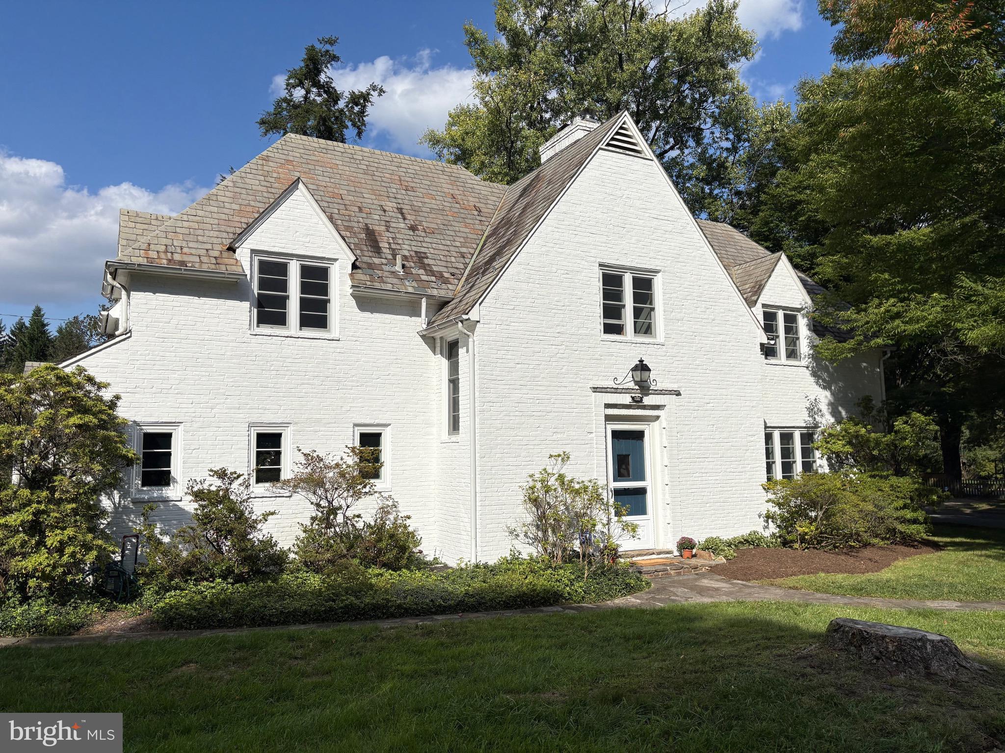 100 Bellemore Rd