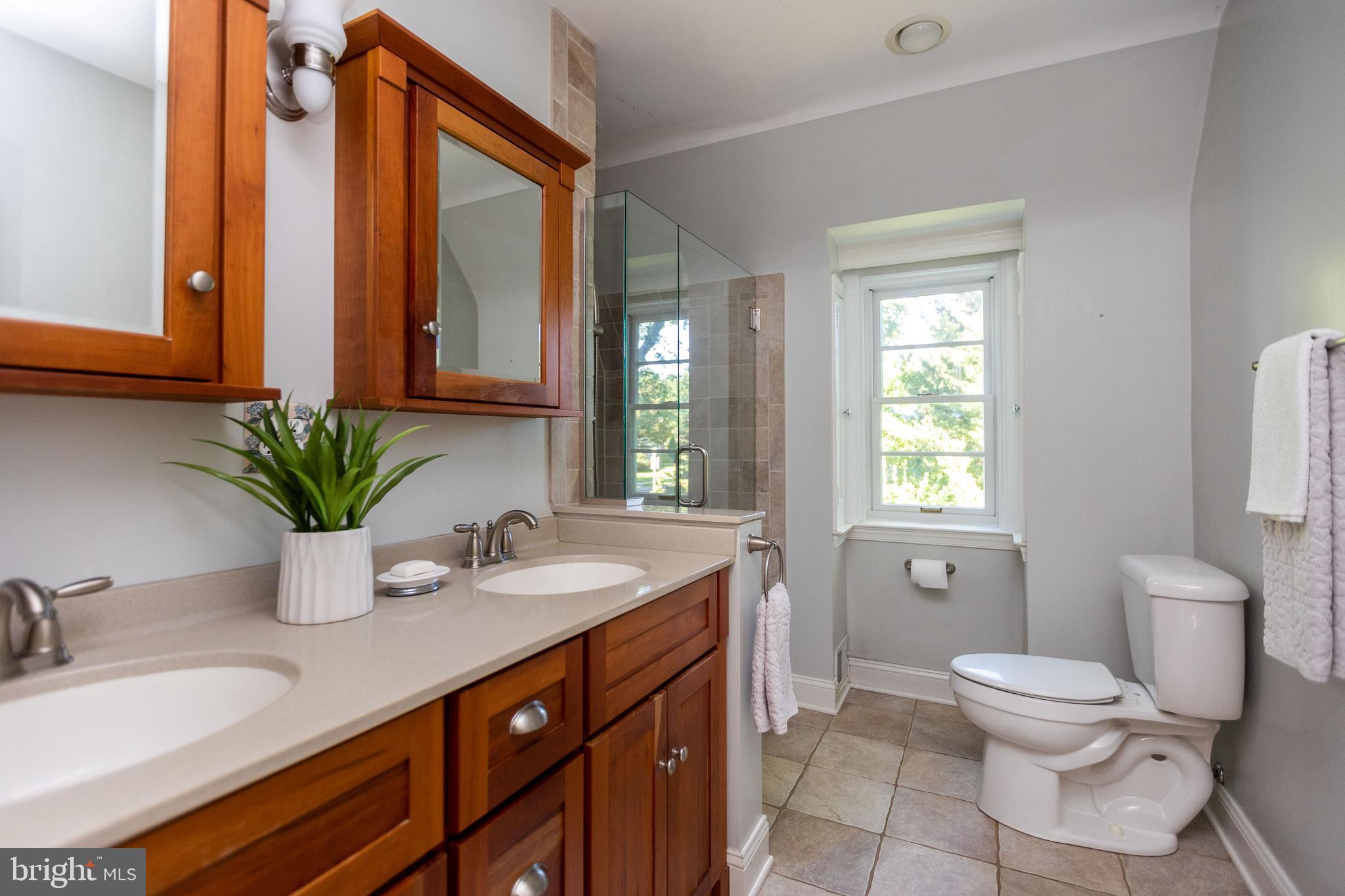 100 Bellemore Rd
