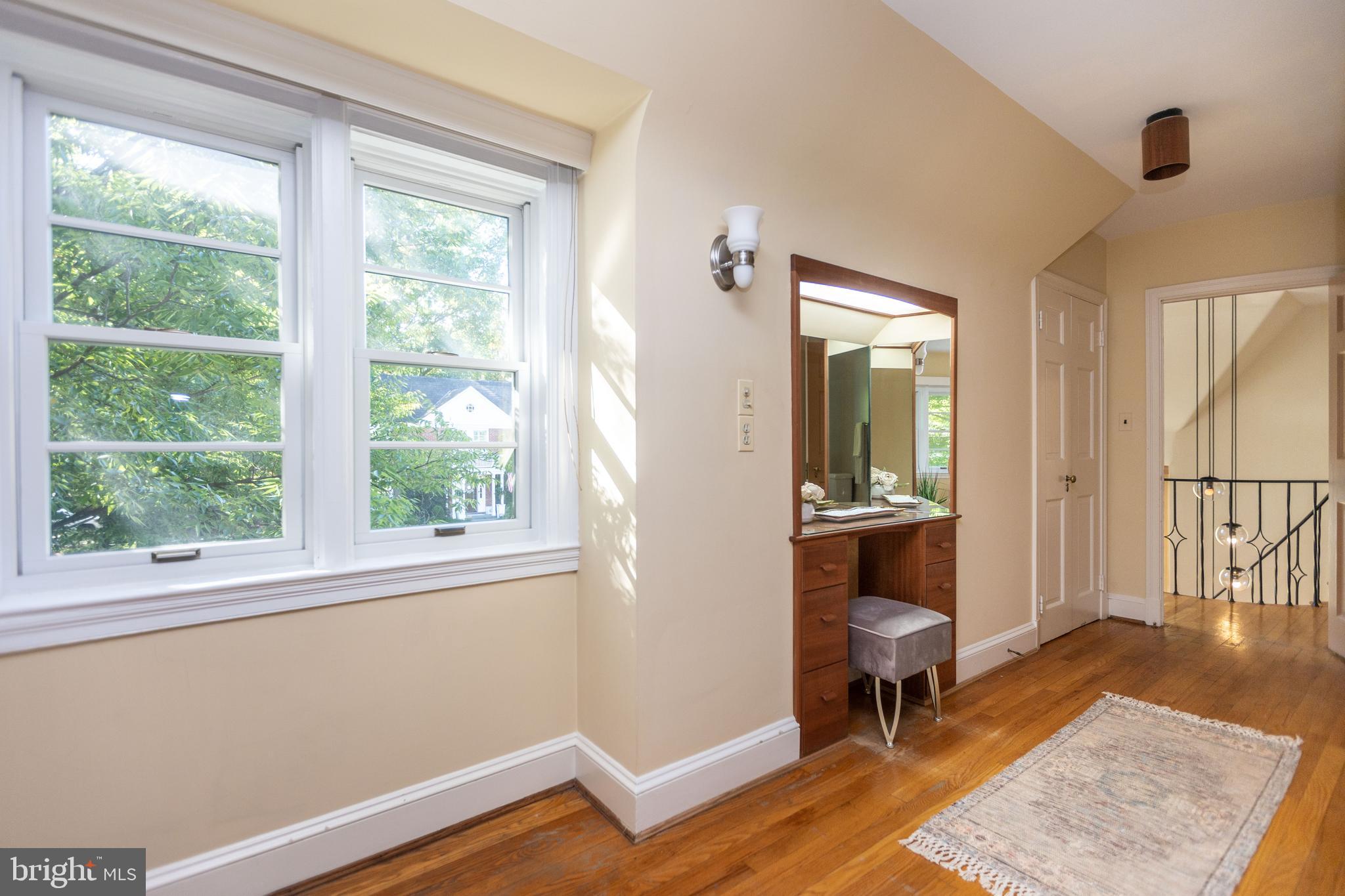 100 Bellemore Rd