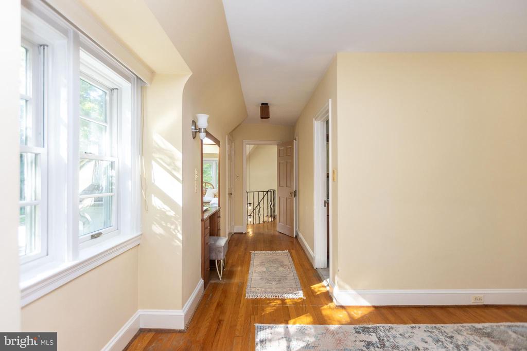 100 Bellemore Rd
