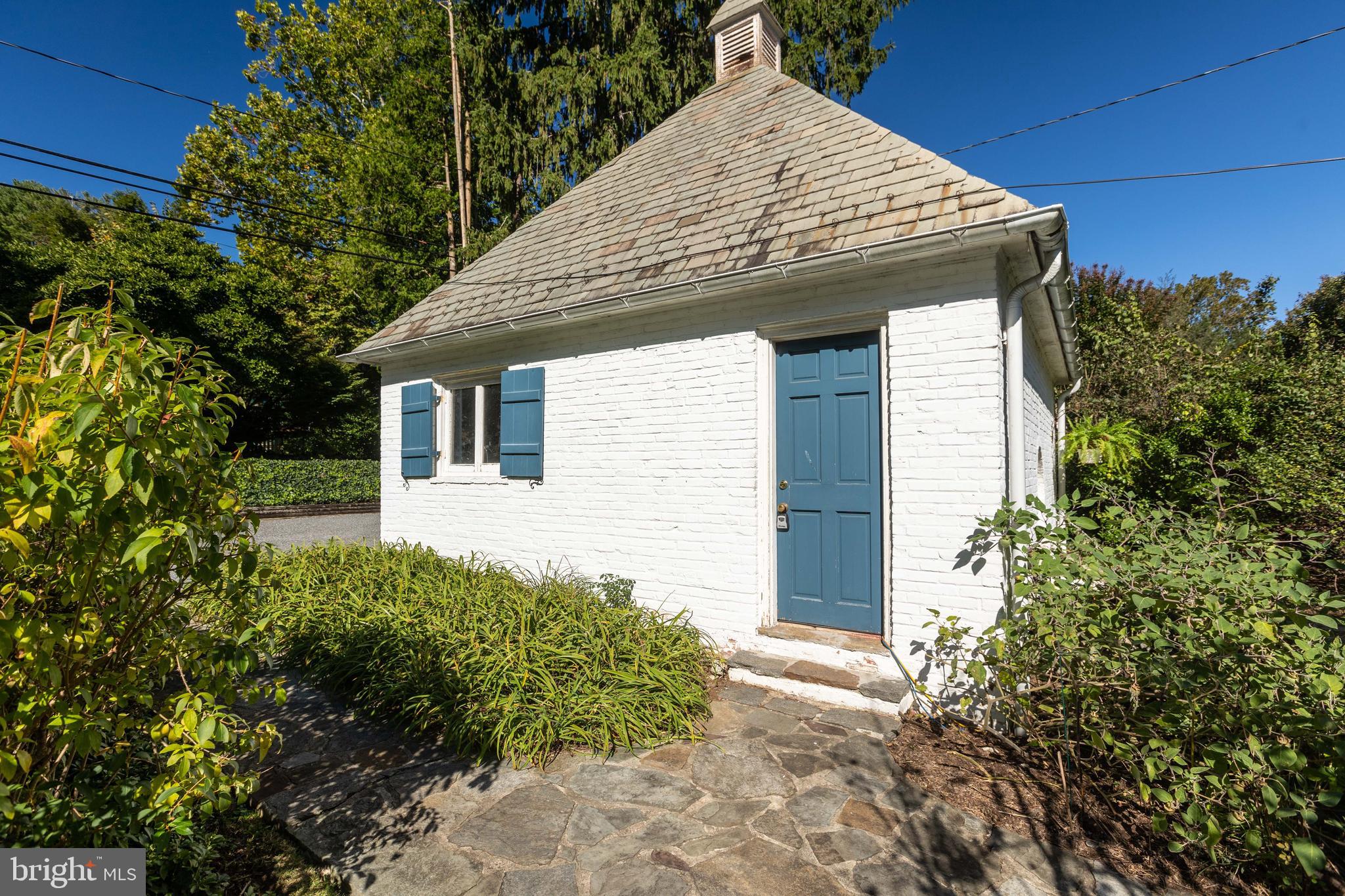 100 Bellemore Rd