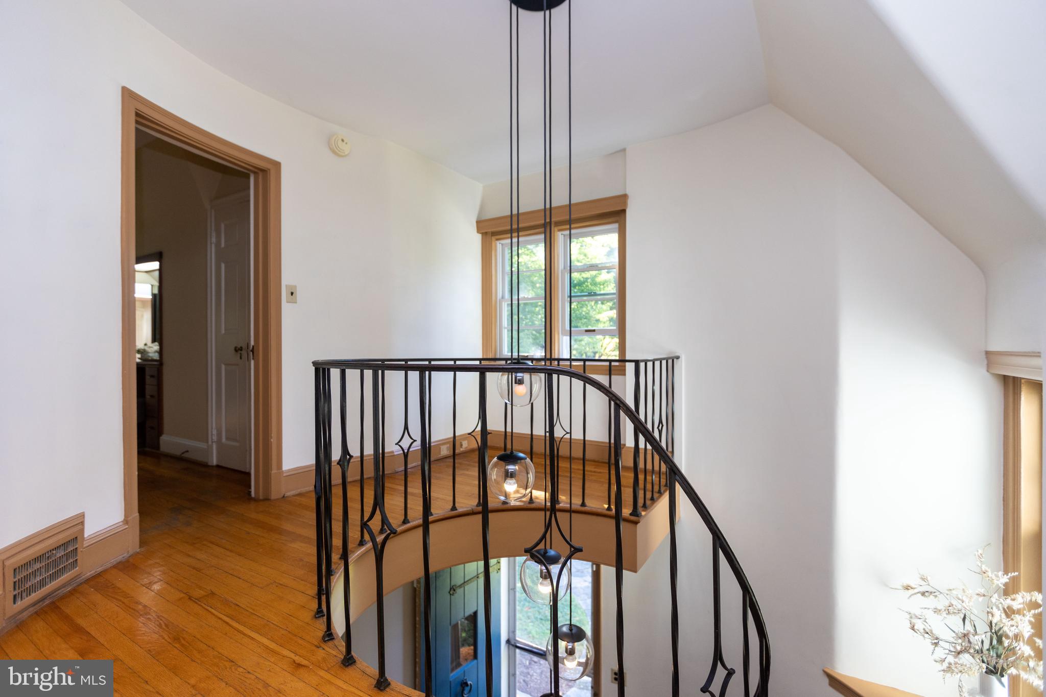 100 Bellemore Rd
