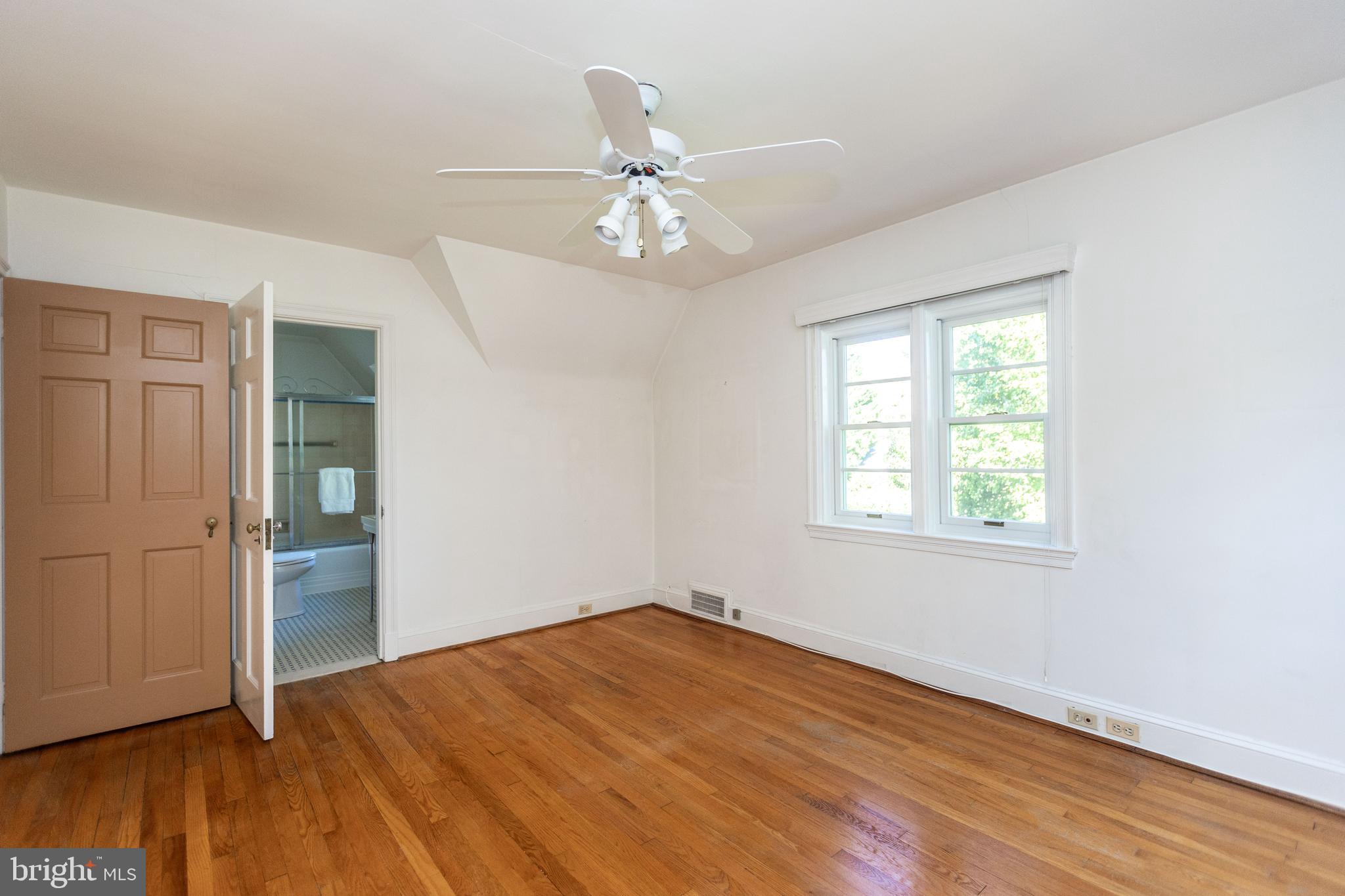 100 Bellemore Rd