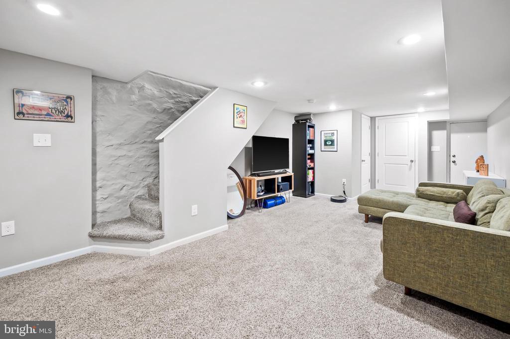 3813 Keswick Rd