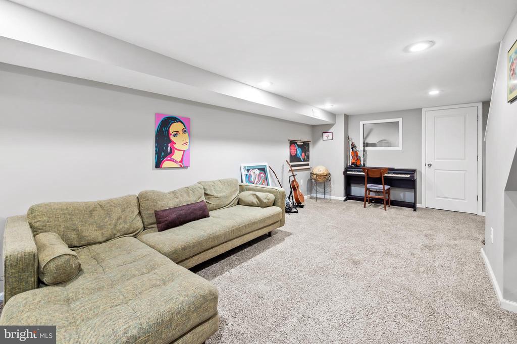 3813 Keswick Rd