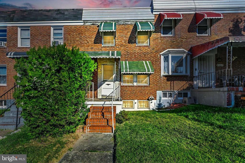 4120 Gladden Ave