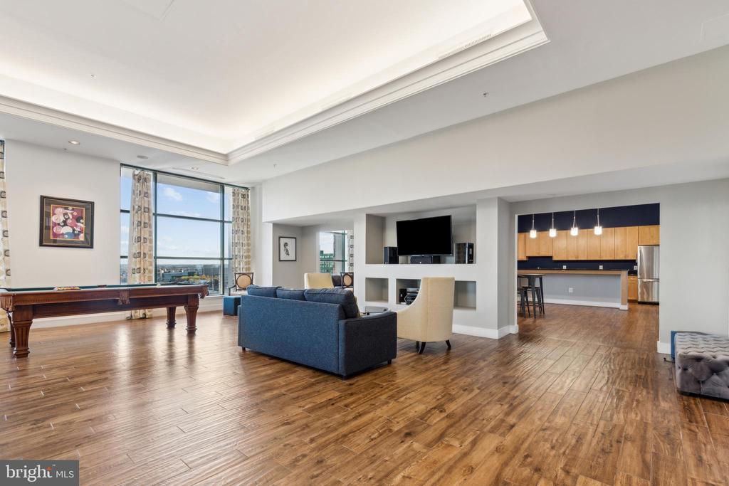414 Water St #2304