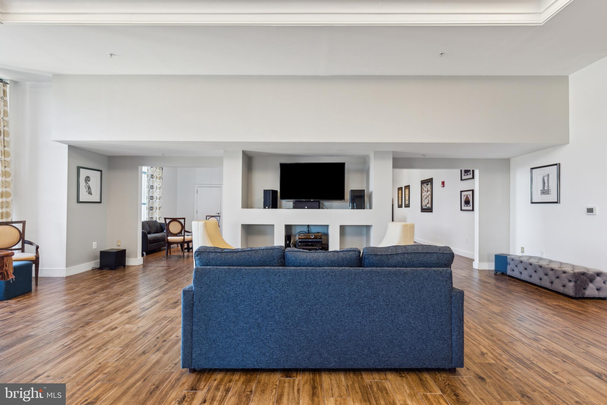 414 Water St #2304
