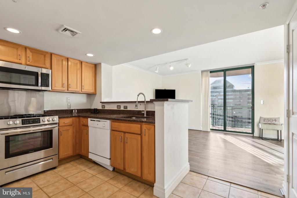 414 Water St #2304