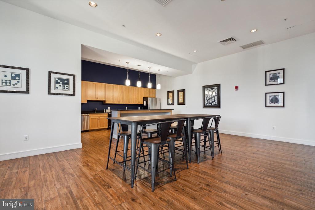 414 Water St #2304