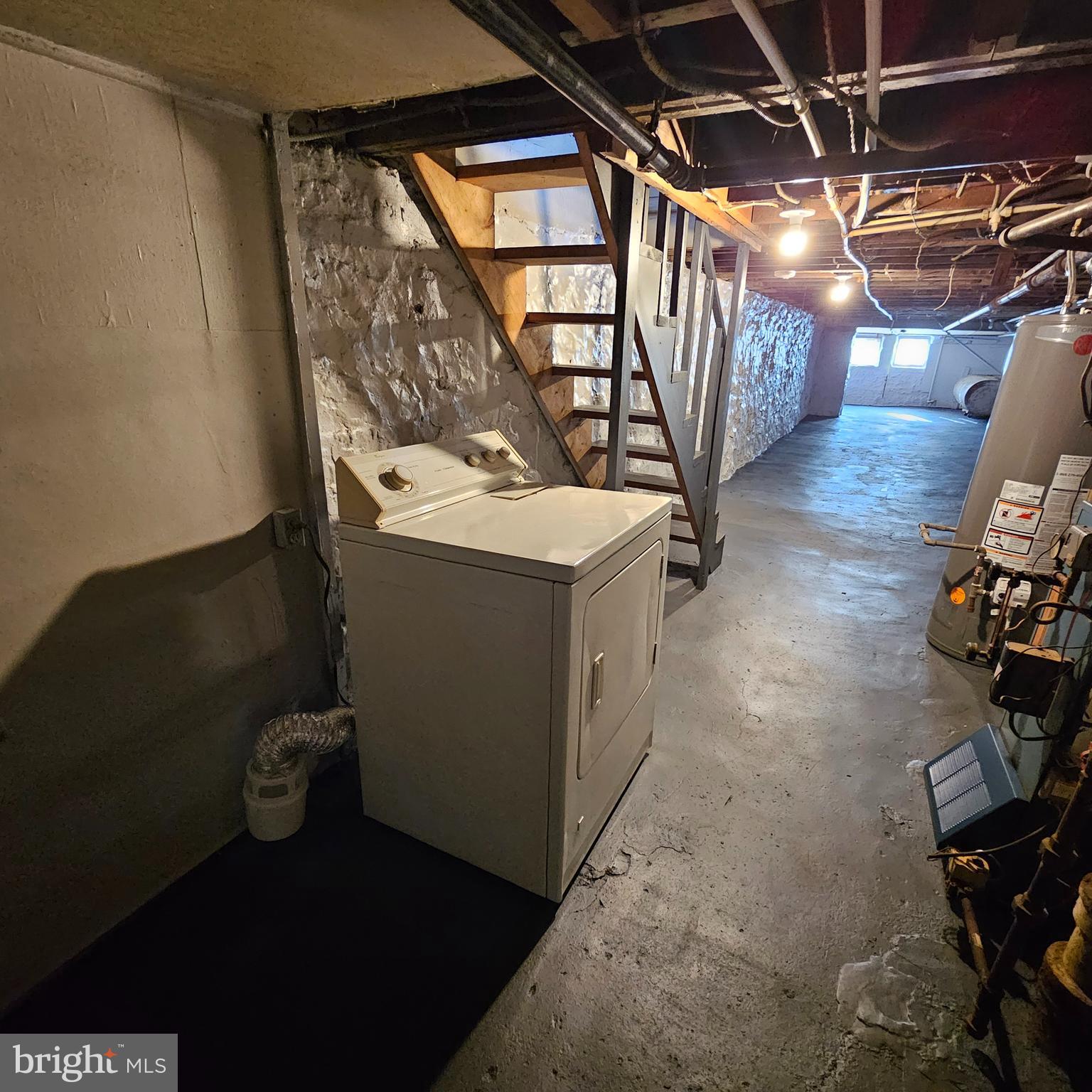2822 RIGGS AVE