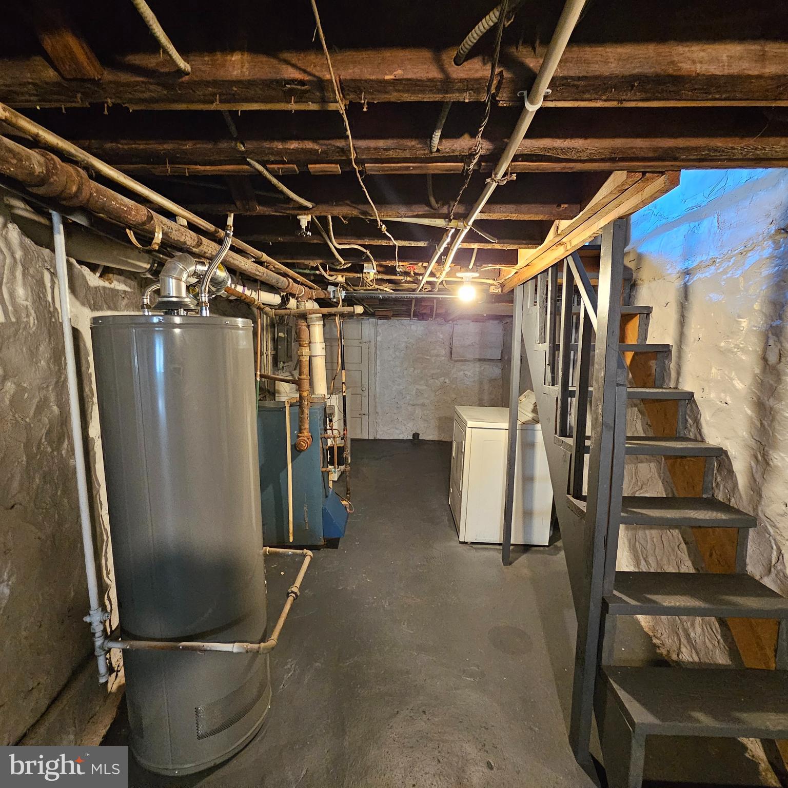 2822 RIGGS AVE