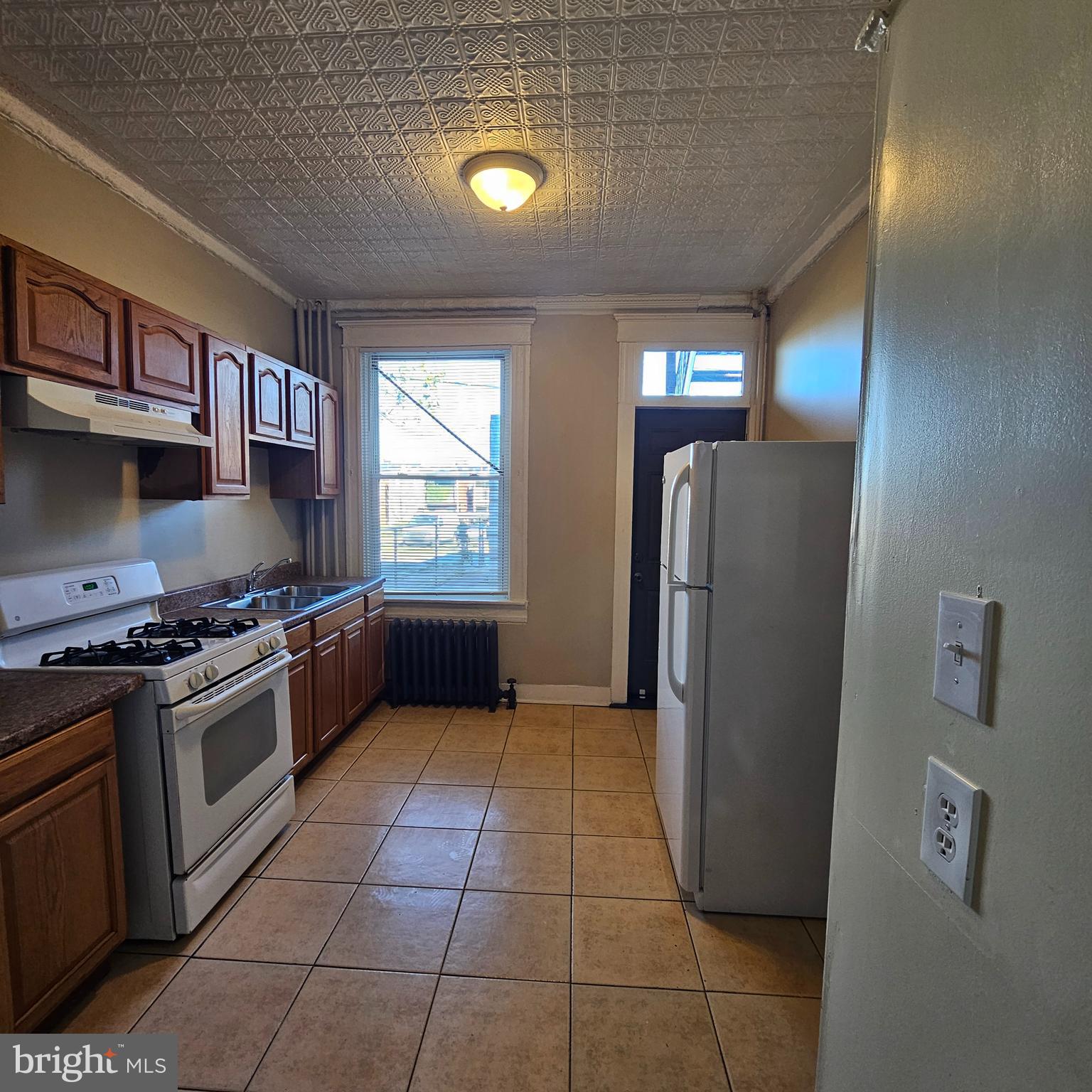 2822 RIGGS AVE