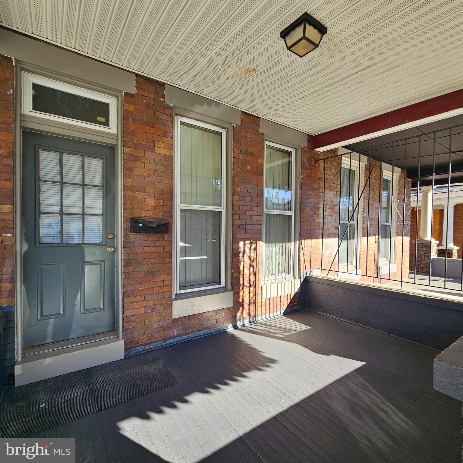 2822 RIGGS AVE