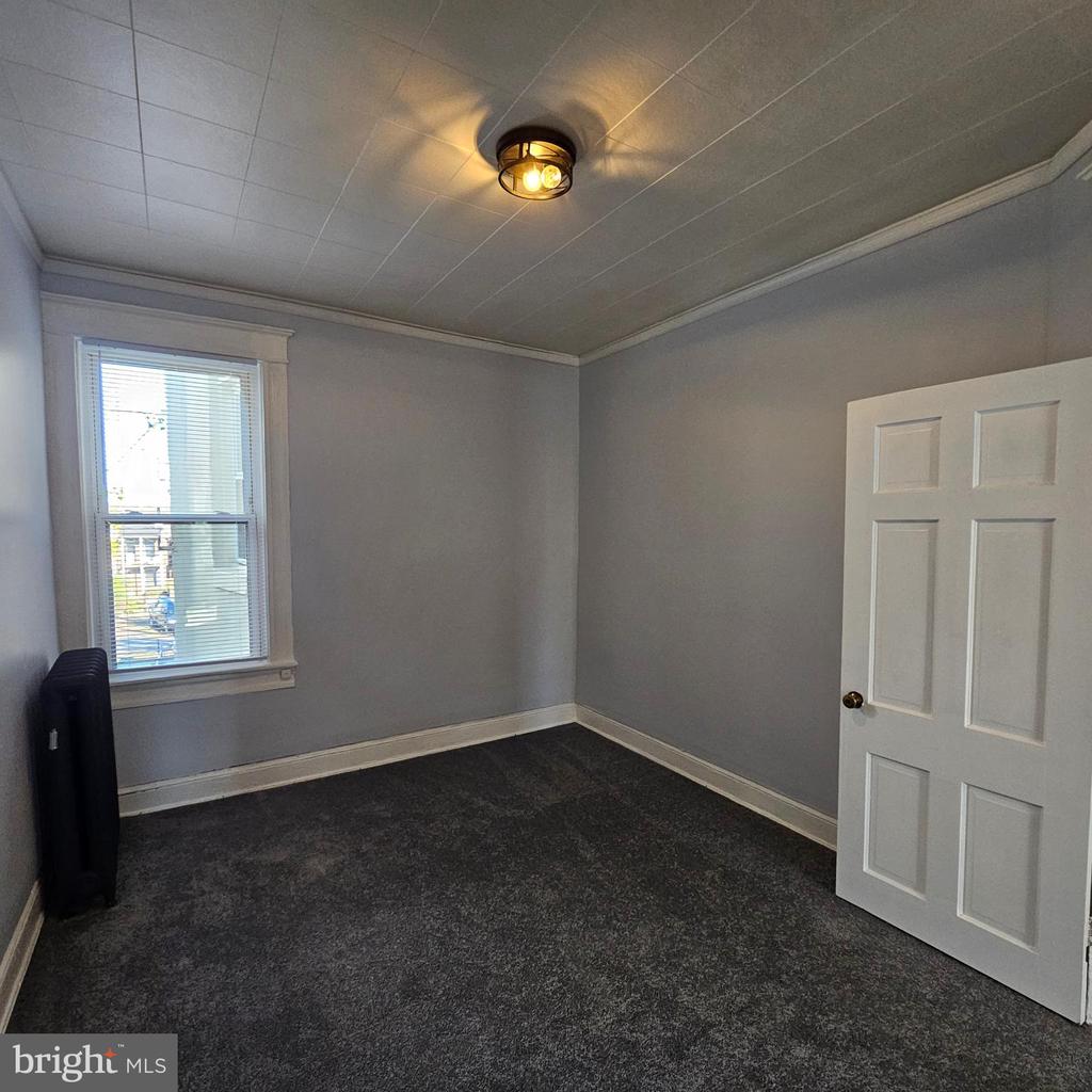 2822 RIGGS AVE