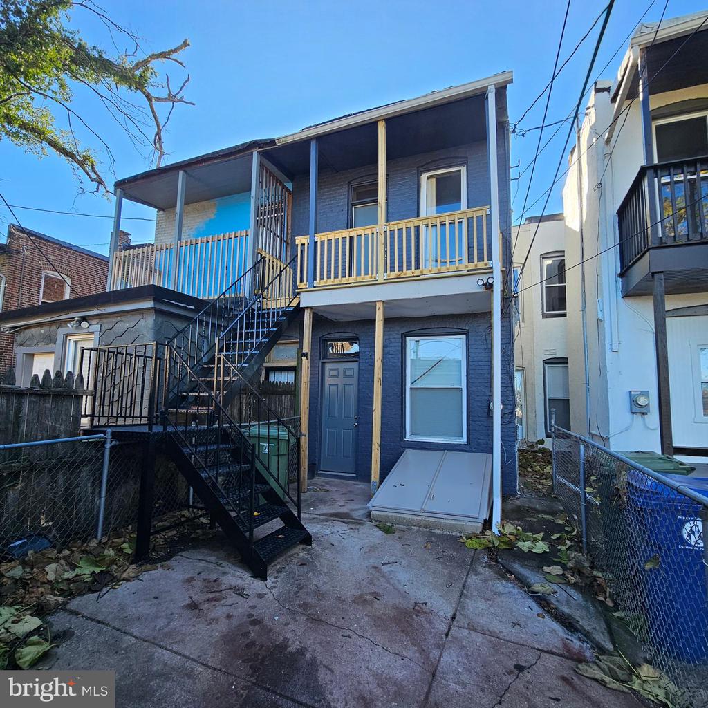 2822 RIGGS AVE