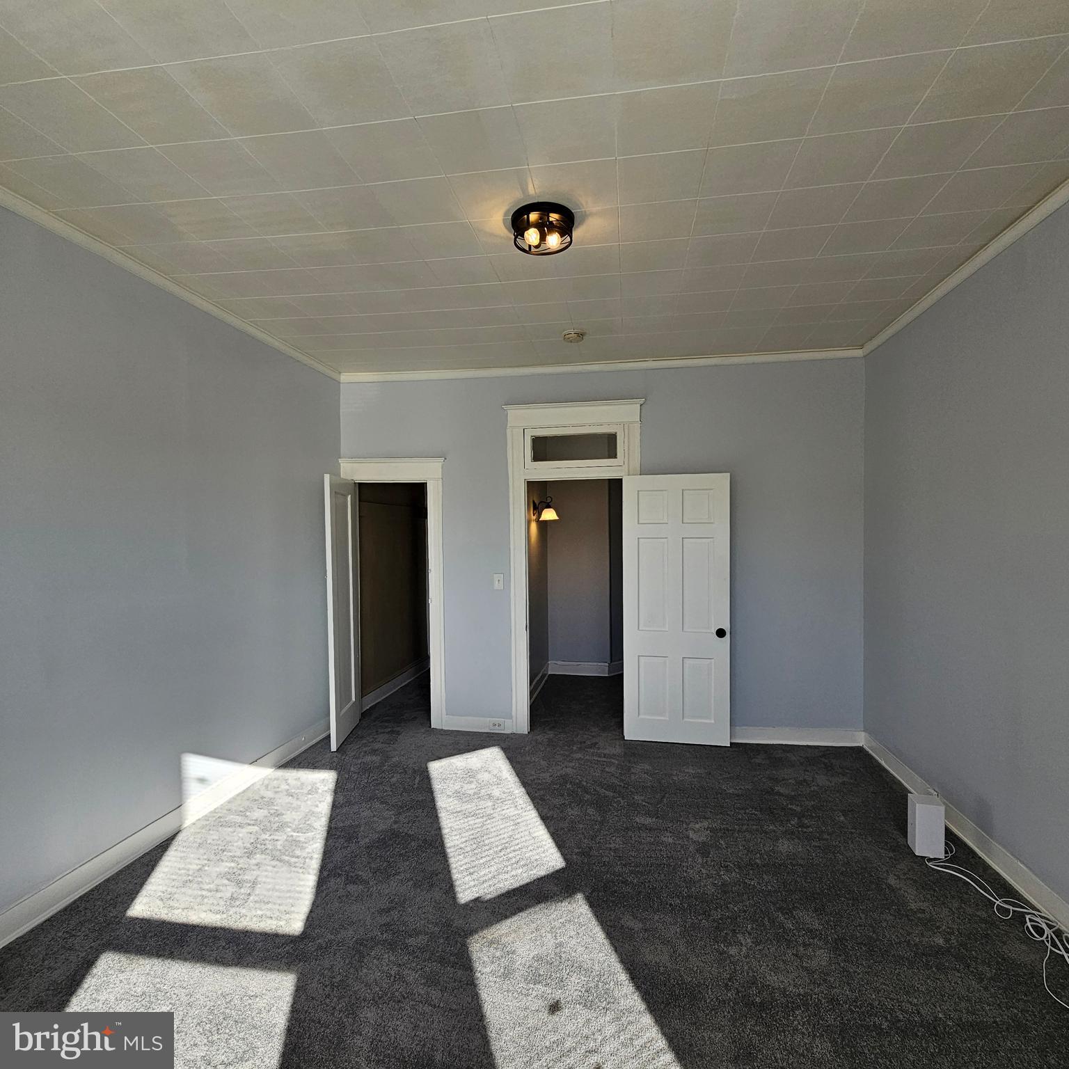 2822 RIGGS AVE