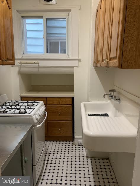 3213 ABELL AVE #1