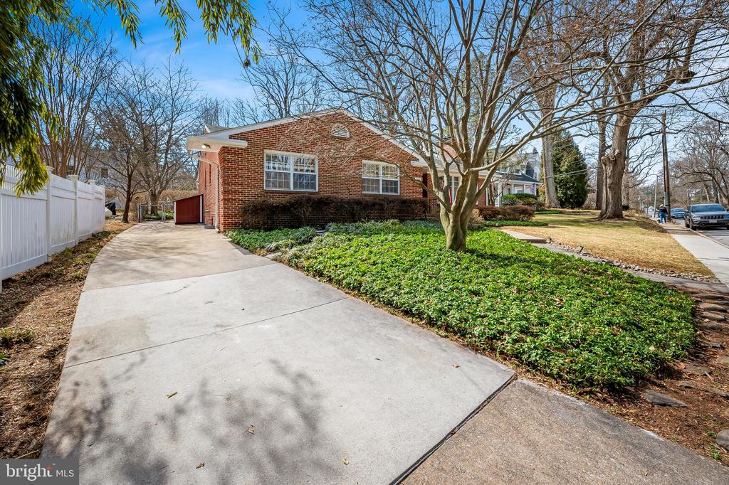 2201 South Rd