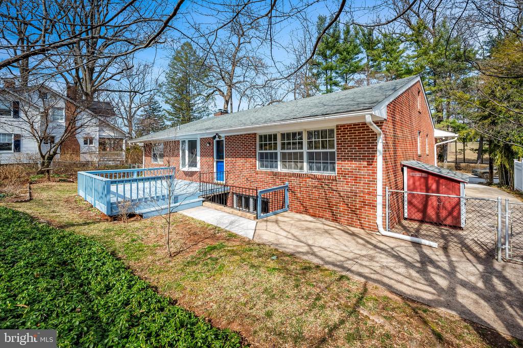 2201 South Rd