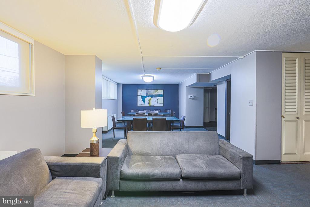 1 E University Pkwy #501