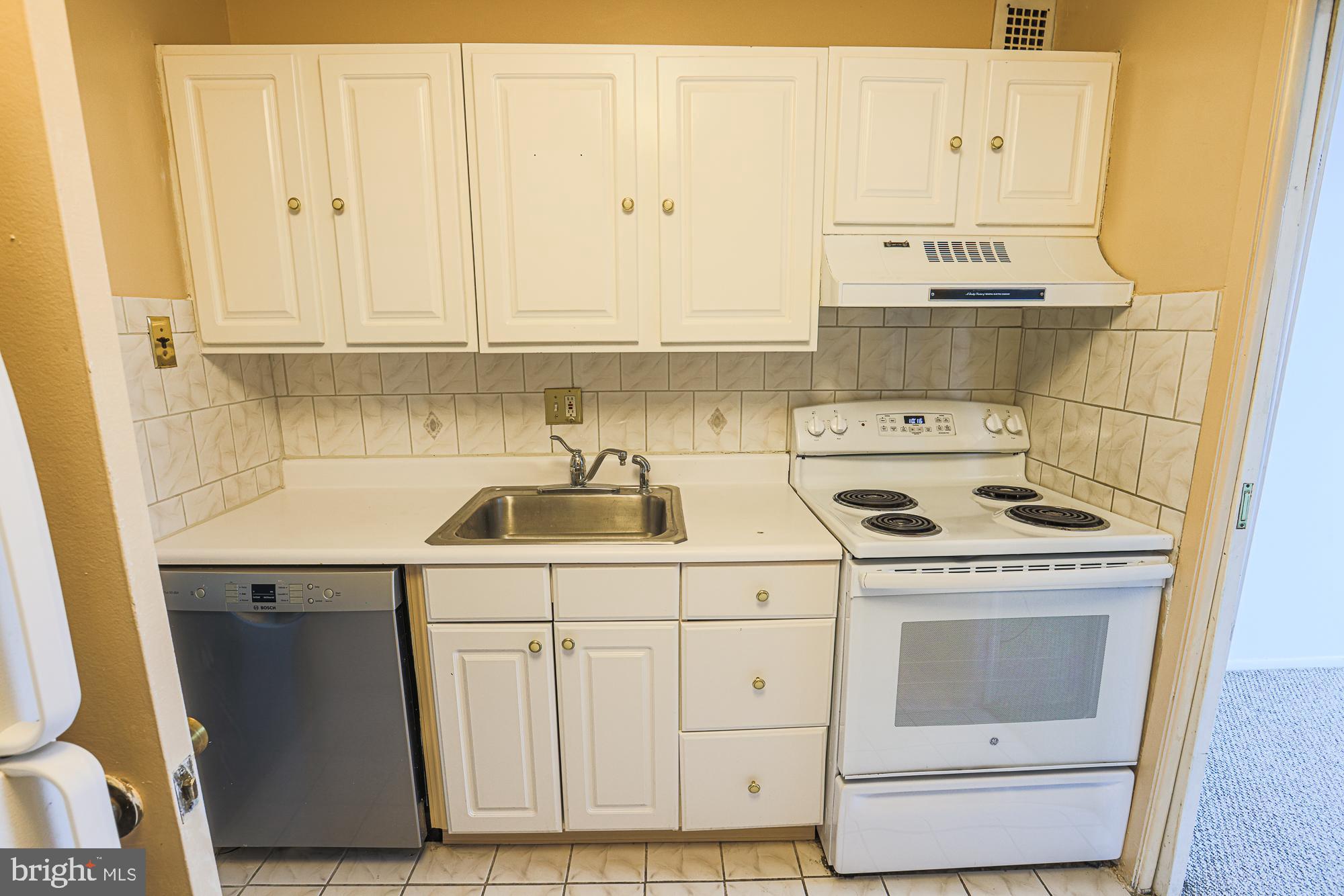 1 E University Pkwy #501