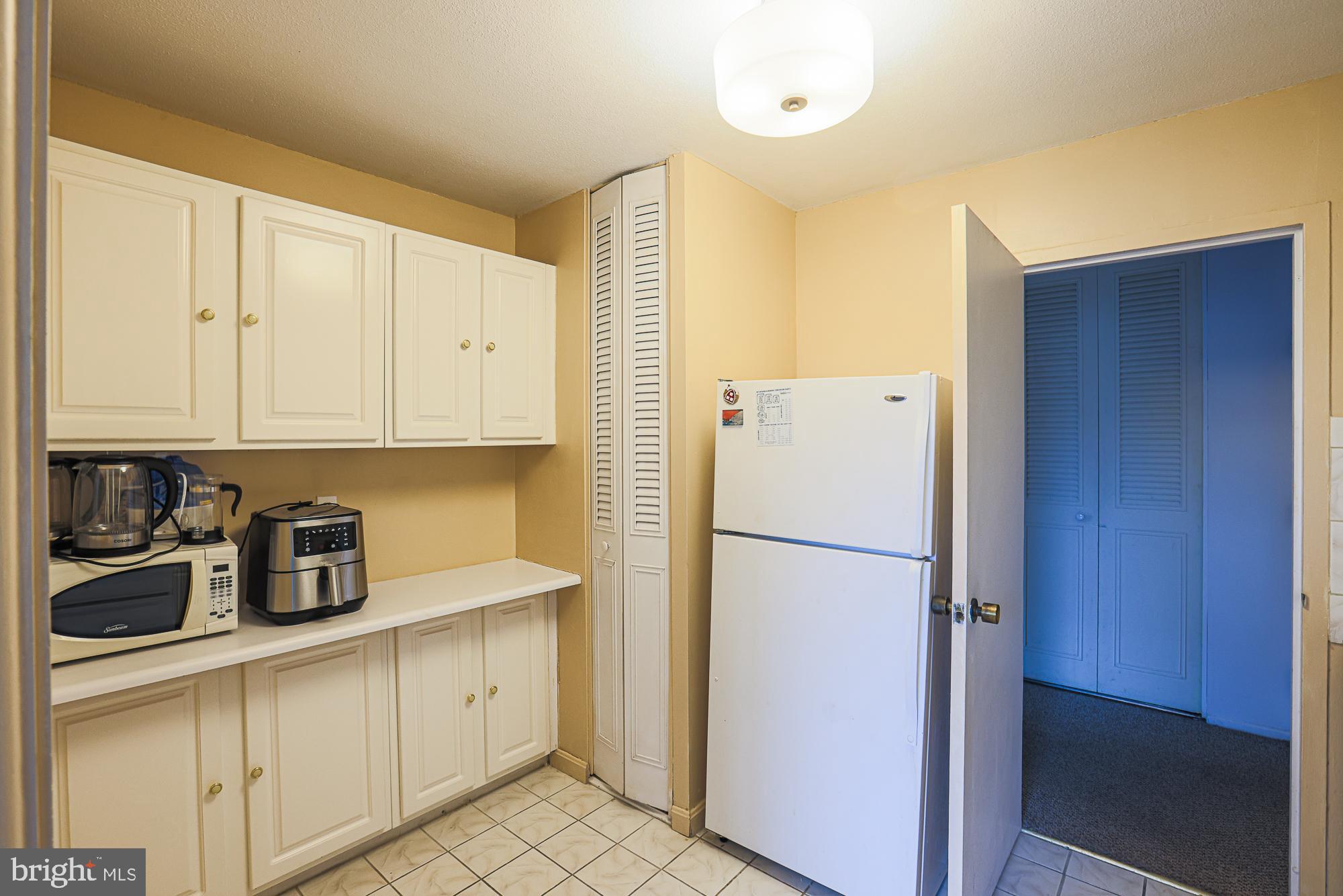 1 E University Pkwy #501