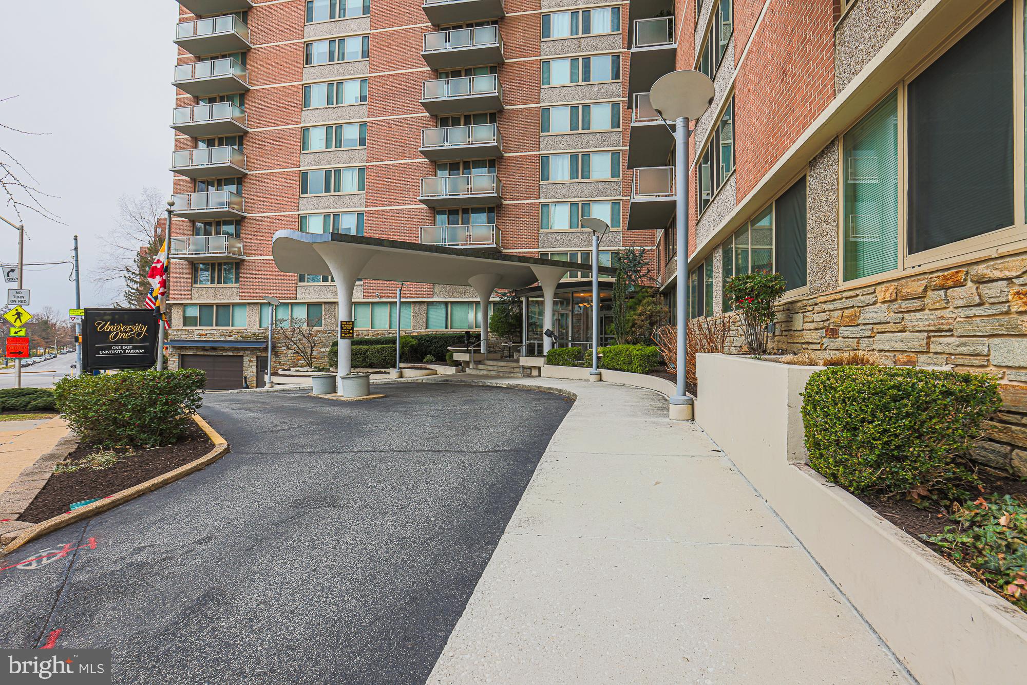 1 E University Pkwy #501