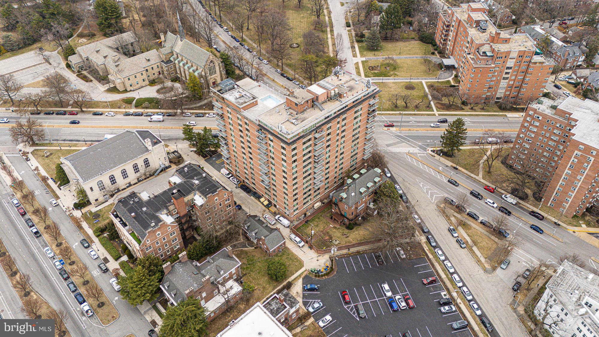 1 E University Pkwy #501