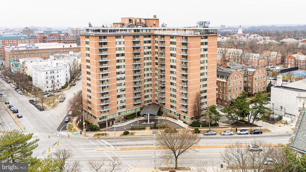 1 E University Pkwy #501