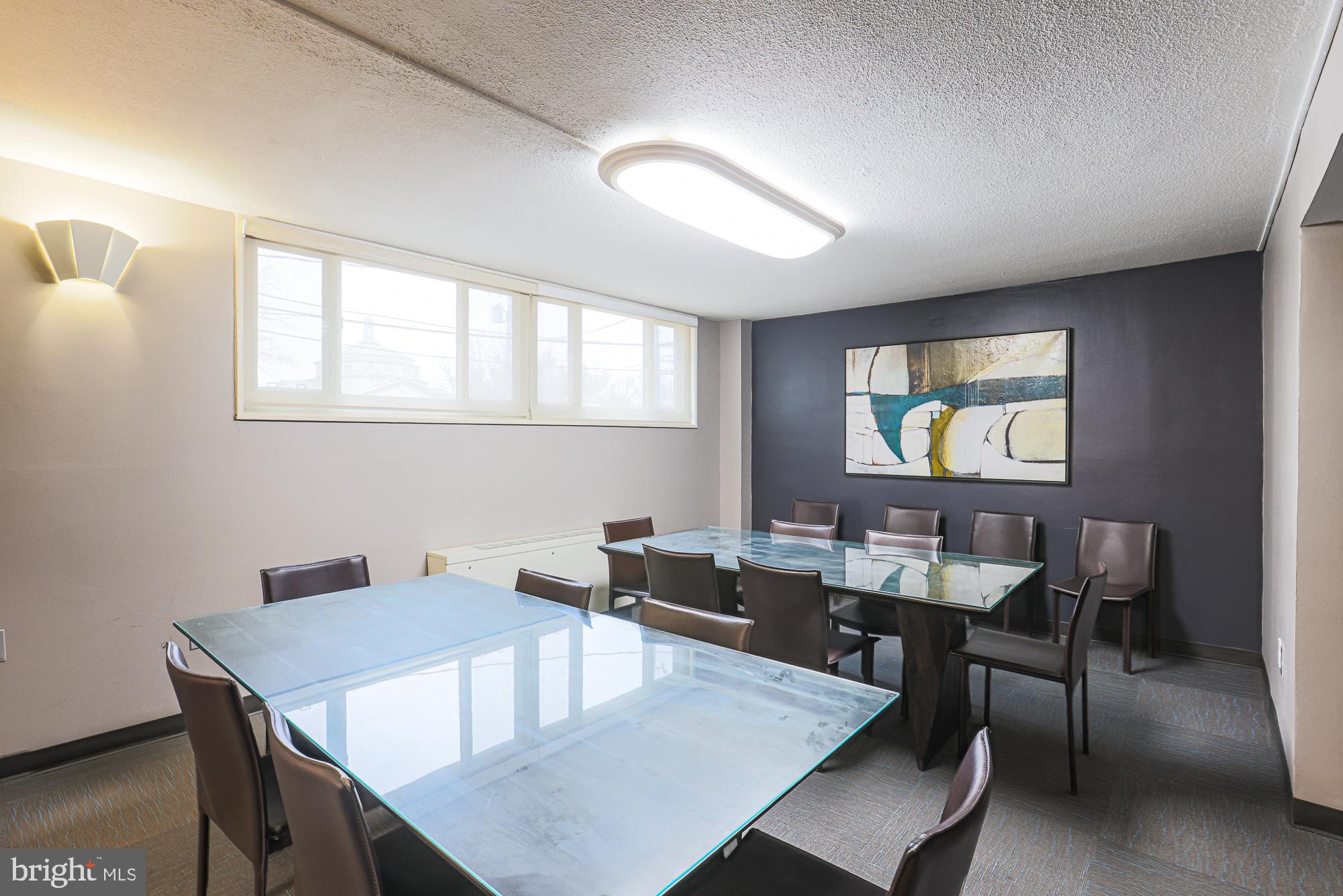 1 E University Pkwy #501