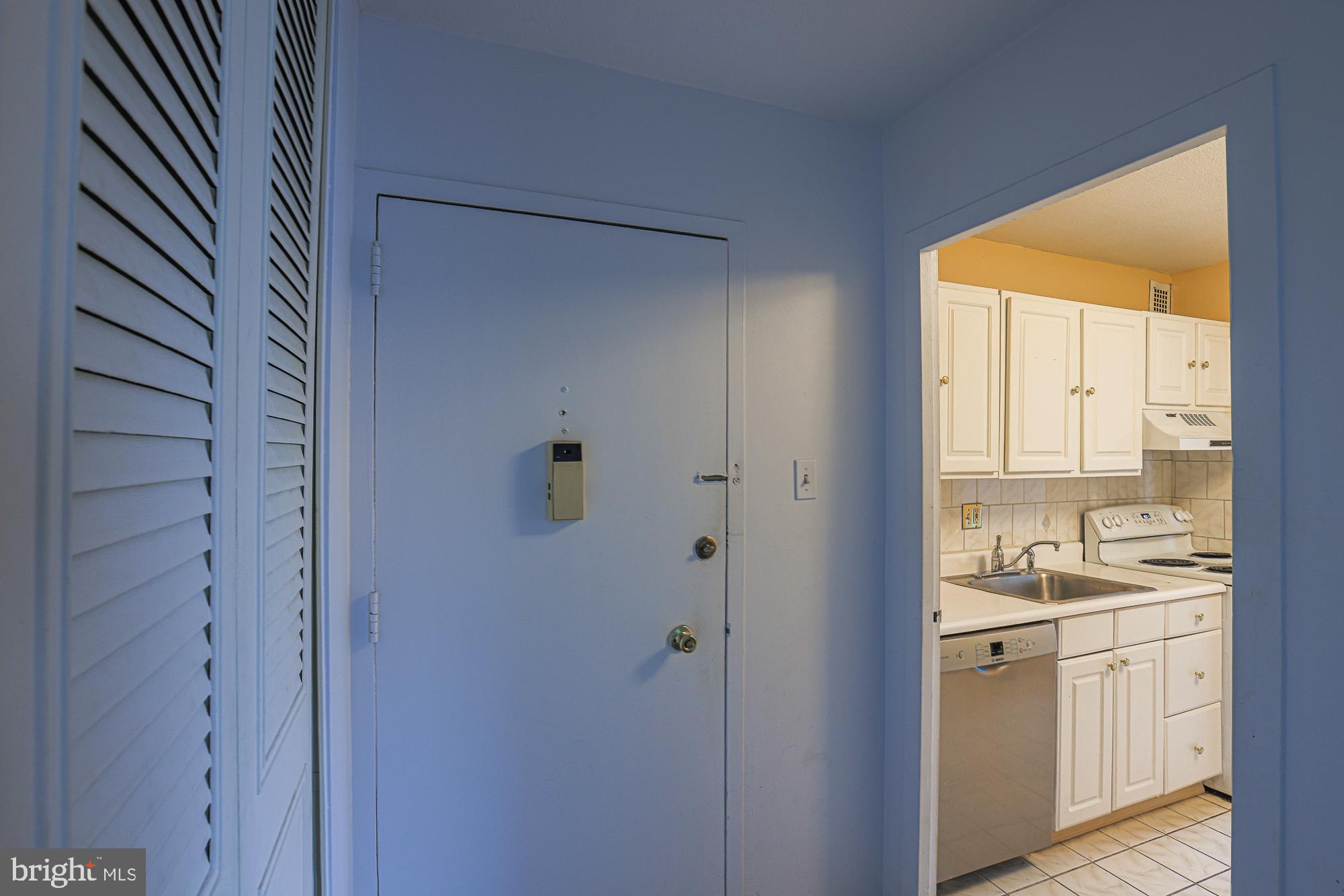 1 E University Pkwy #501
