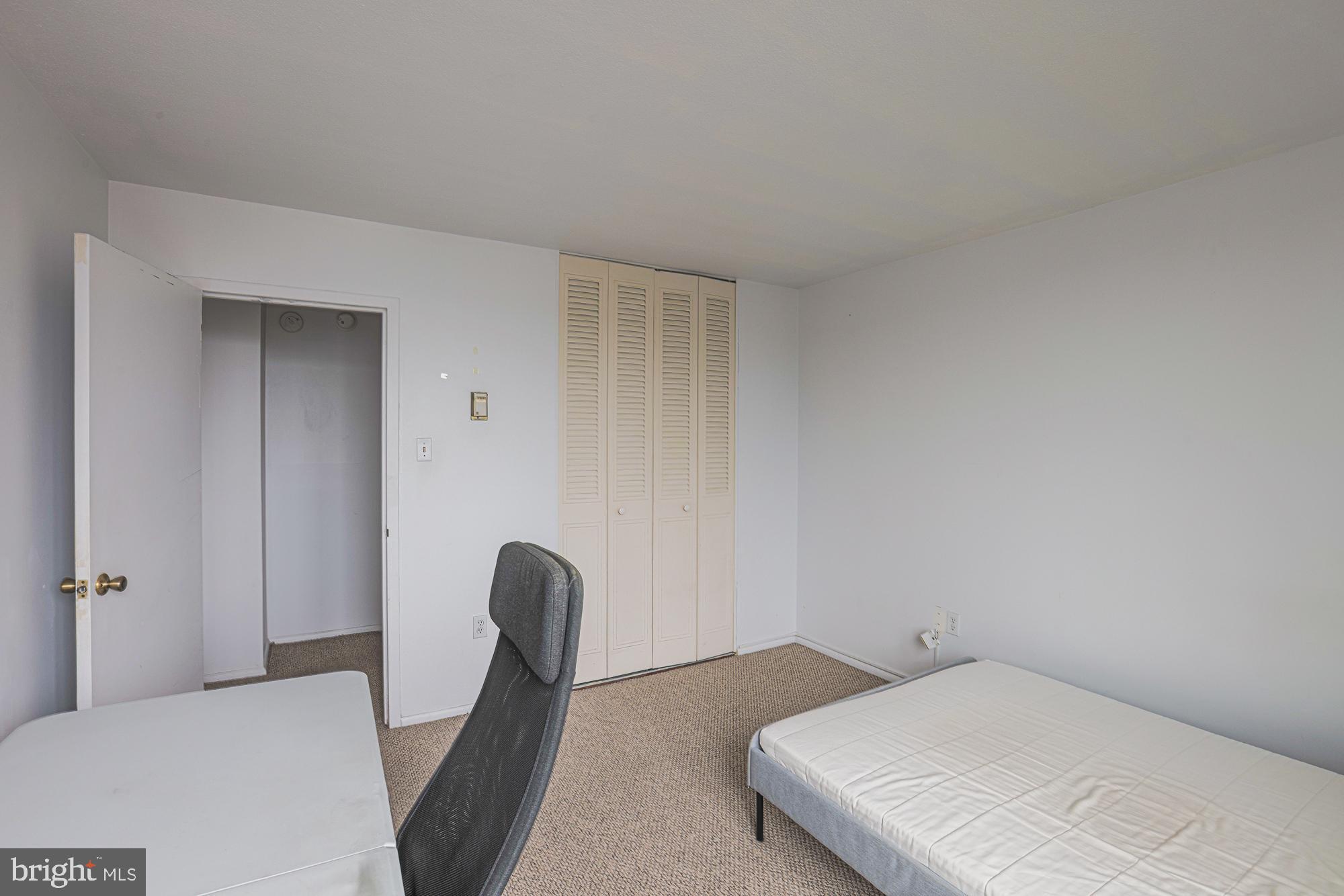 1 E University Pkwy #501