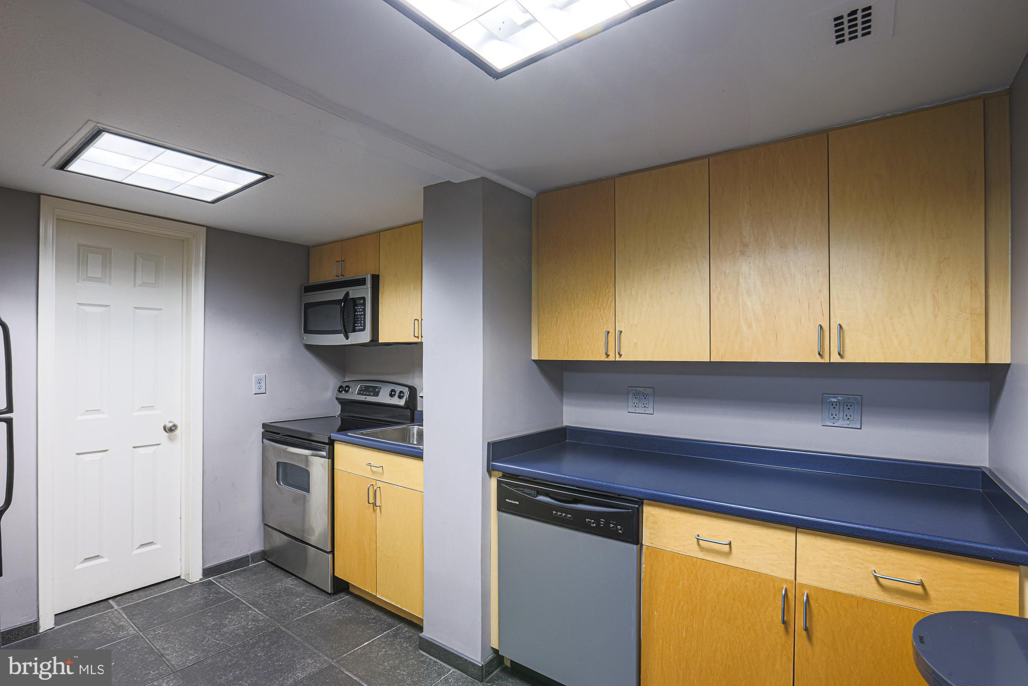 1 E University Pkwy #501
