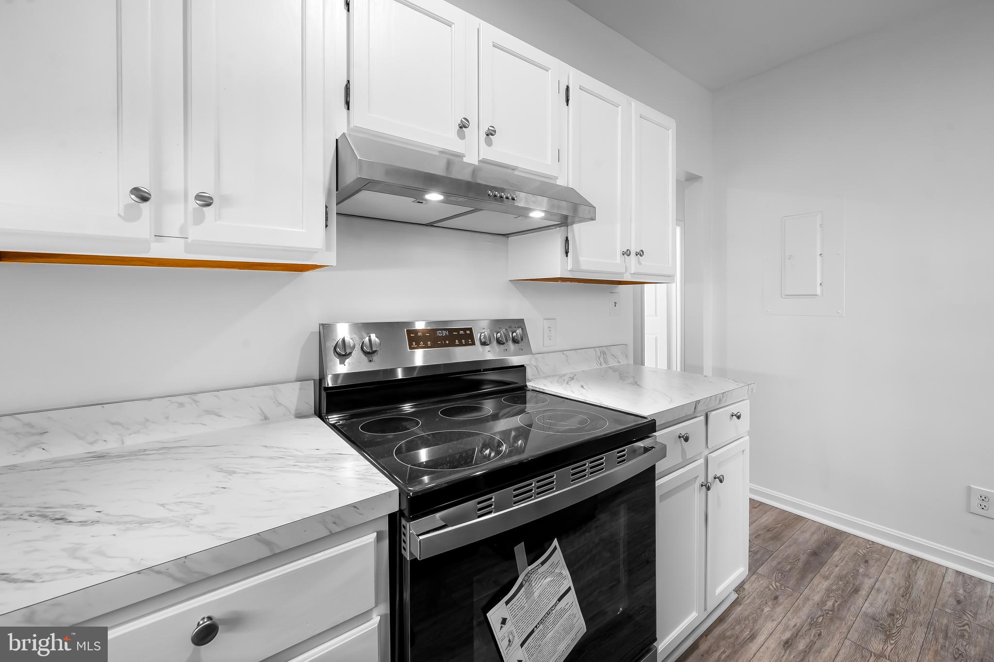 529 N Charles St #303